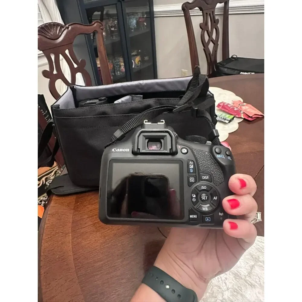 Canon EOS Rebel T6 + EOS 1300D Bundle